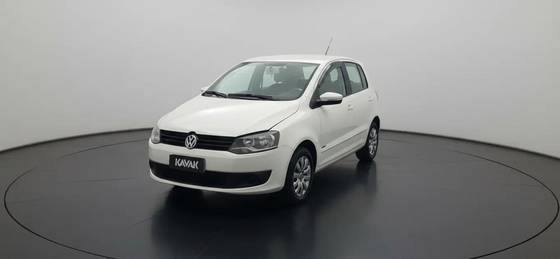 VOLKSWAGEN FOX 1.6 MI 8V FLEX 4P AUTOMATIZADO VOLKSWAGEN FOX 1.6 MI 8V FLEX 4P AUTOMATIZADO